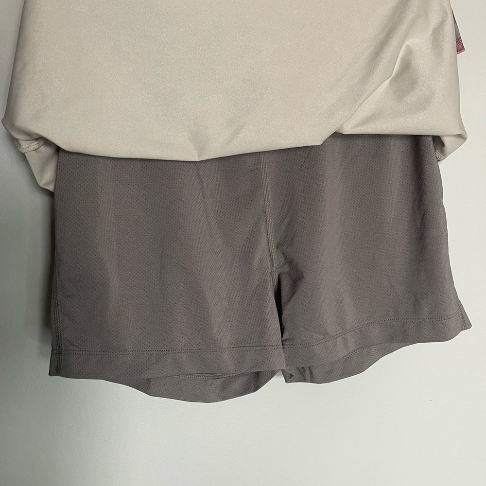 Nike Pink & Gray stretch knit golf skirt skort size large - Picture 2 of 7